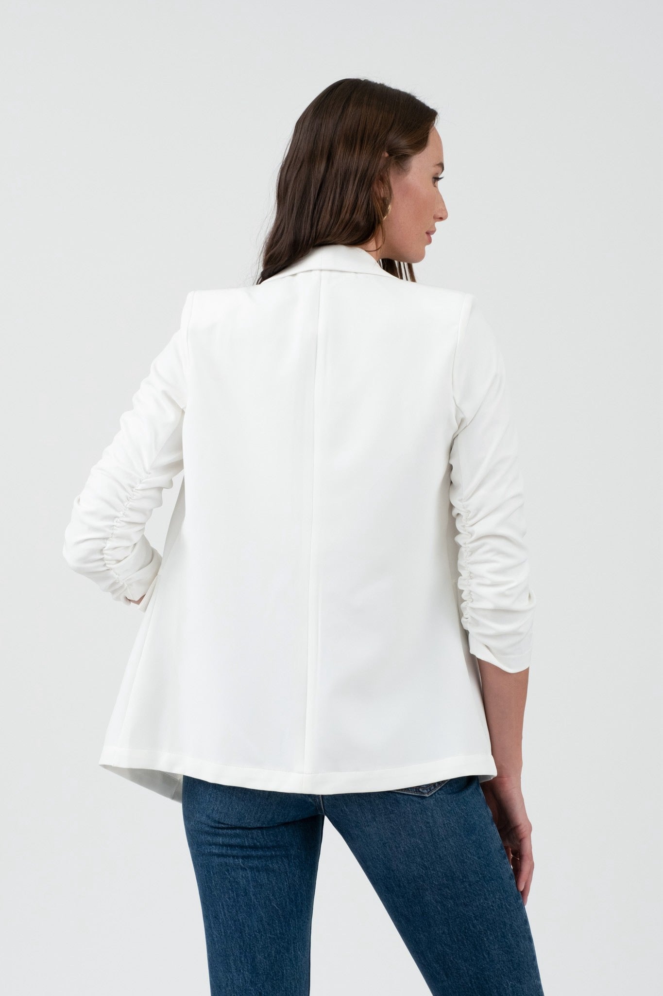 WHITE BLAZER