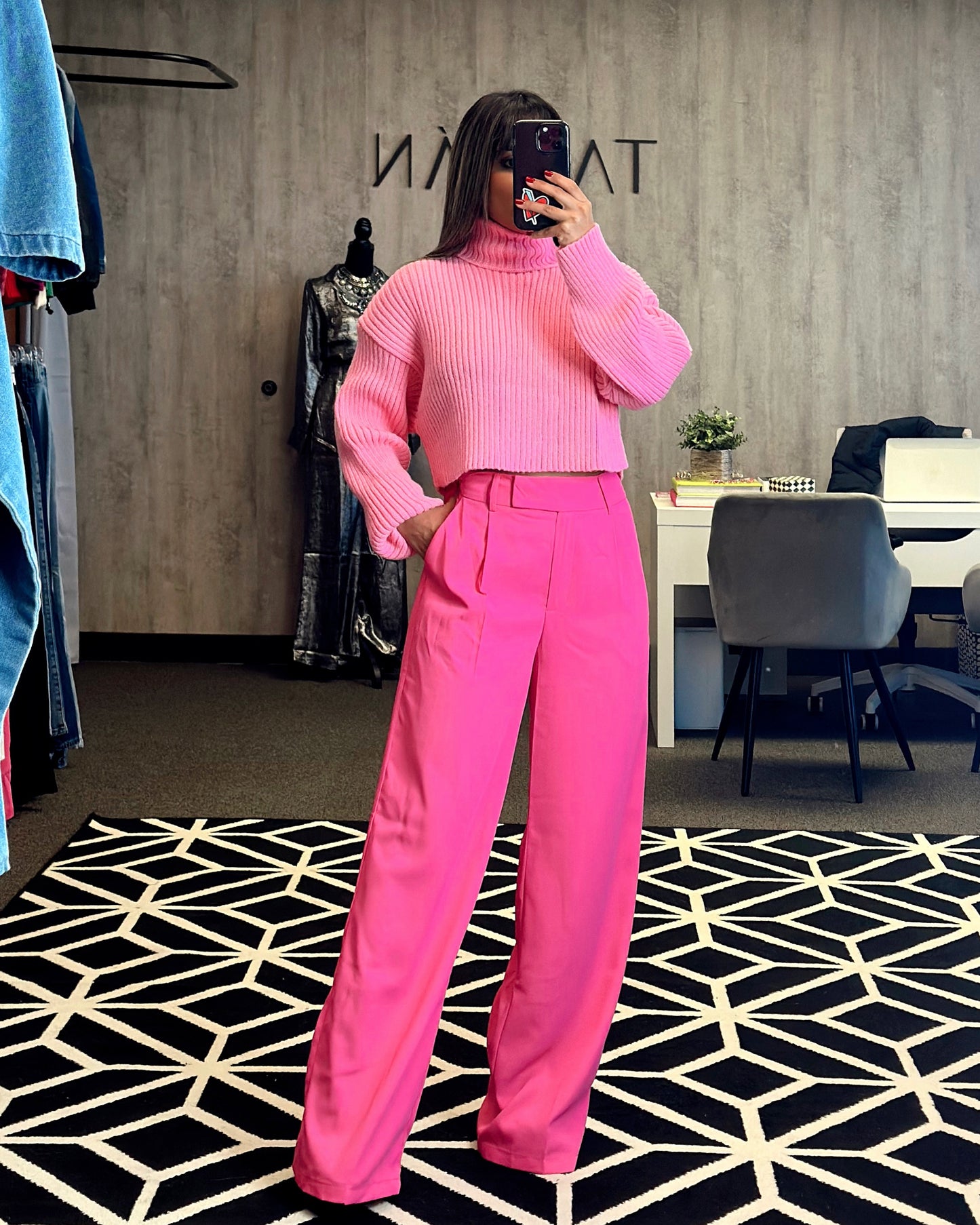 PINK PANT