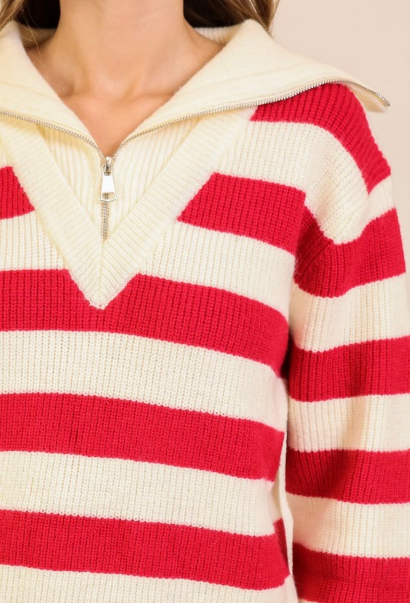 HALF ZIP TURTLENECK SWEATER