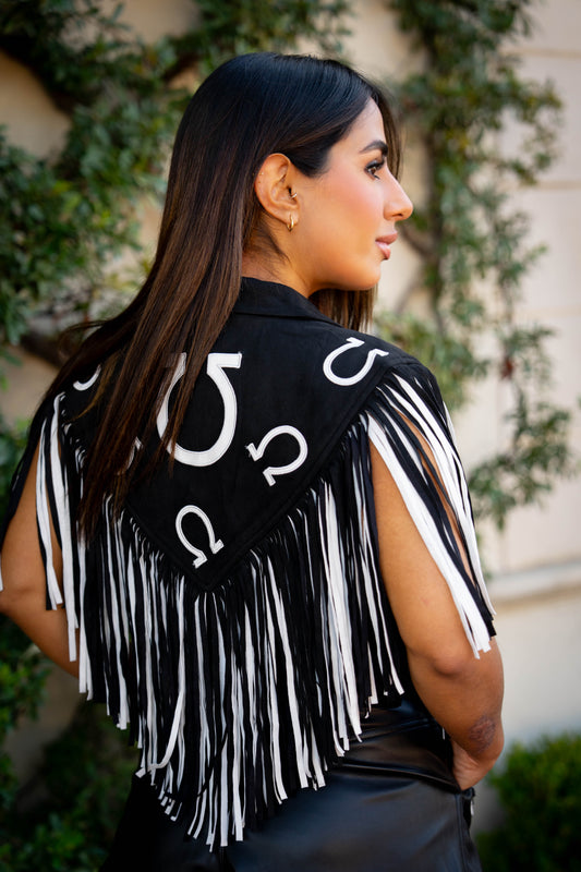 HORSESHOE TWO TONE FRINGE SHRUG