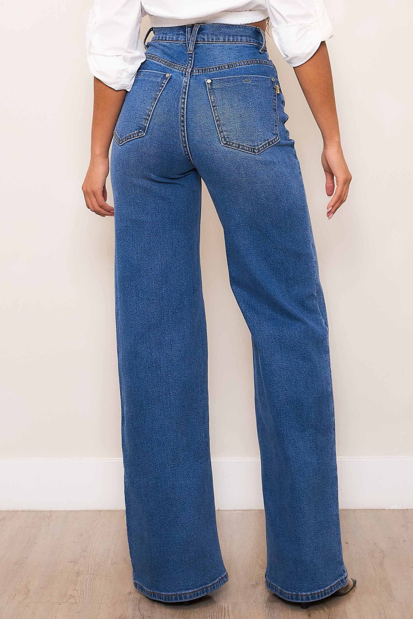 WIDE LEG JEANS